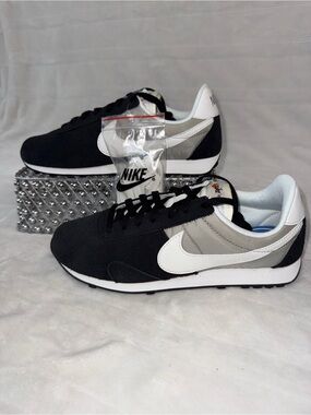 Nike Pre Montreal ‘17 Black Sail Pale Grey Men’s 8 Women’s 9.5 898031-001 🖤✨